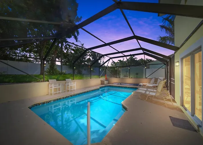 Jensen Beach Pool Home W/ Guest Suite
